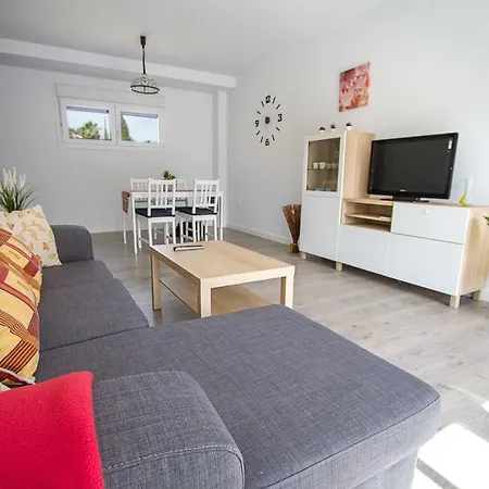 Terraza Playa De Cabria شقة